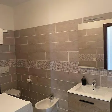 Casa Aurora דירה אולביה